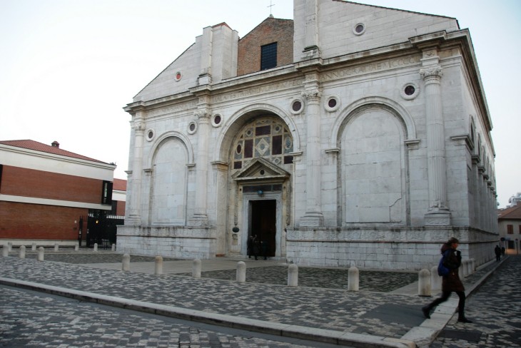 Malatesta Temple Rimini ext.JPG