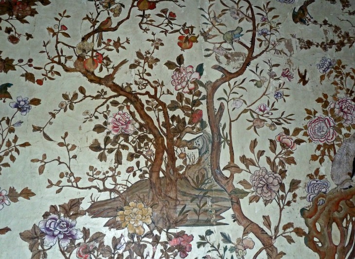 4 Historic Chinere wallpaper in National Trust property Ightham Mote (1).jpg